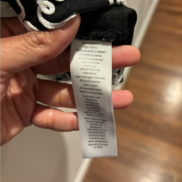 Elegant evening top by Alex Evenings size small. - Picture 5 of 6